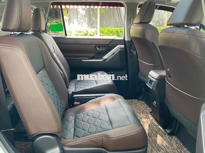 Toyota Innova Cross 2024 bản HEV