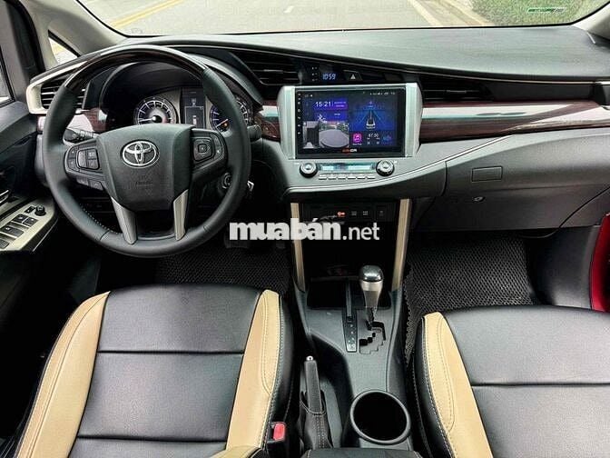 Toyota Innova 2019 Venturer - 102639 km
