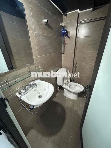 Phòng trọ khép kín phố đi bộ Carnaby ngõ 214 Nguyễn Xiển