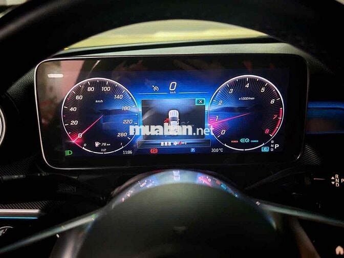 Mercedes Benz C Class 2021 C 200 - 18000 km