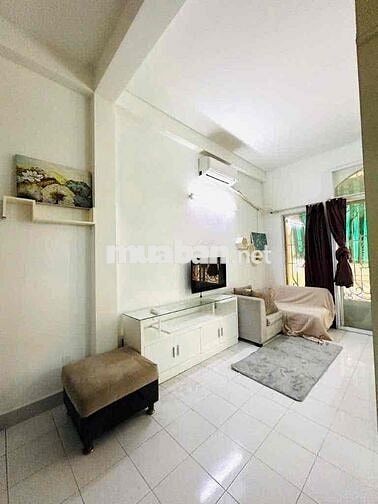 CHO THUÊ PHÒNG SÁT TRUNG TÂM Q1 CHỈ 5P Đi XE