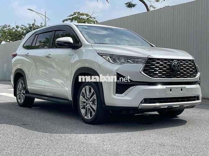 Toyota Innova Cross 2024 bản HEV