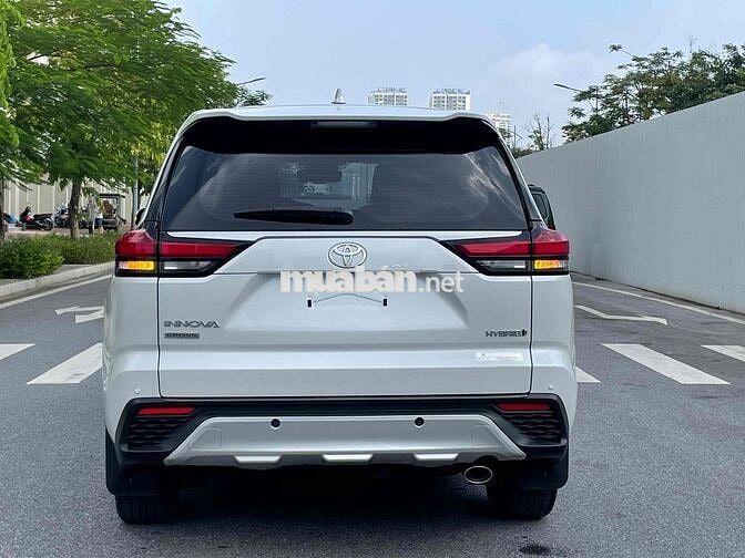 Toyota Innova Cross 2024 bản HEV