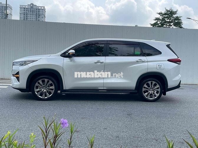 Toyota Innova Cross 2024 bản HEV