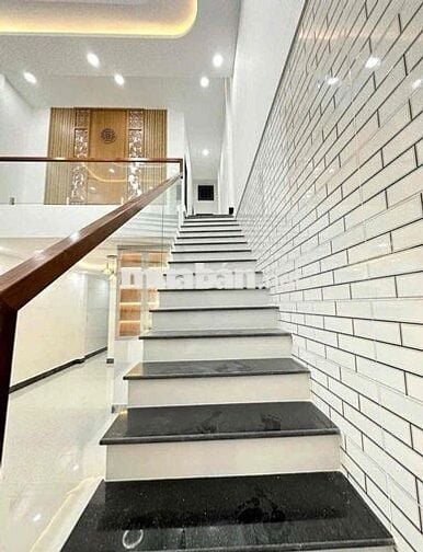 BÁN NHÀ VĨNH CỬU- GIÁ 1 TỶ 350 - 3PN- 2WC- 1 TRỆT 1 LỬNG
