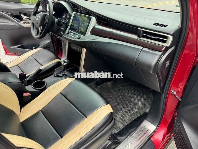 Toyota Innova 2019 Venturer - 102639 km