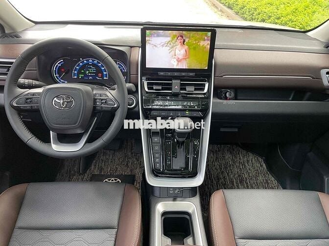 Toyota Innova Cross 2024 bản HEV