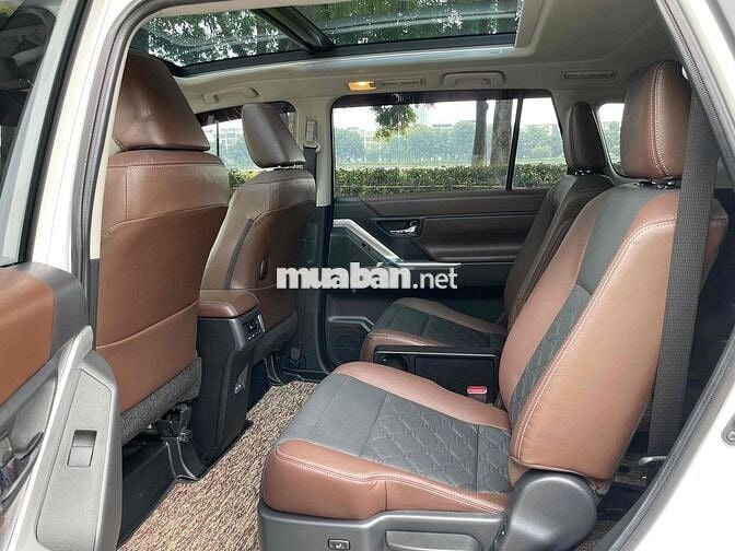 Toyota Innova Cross 2024 bản HEV