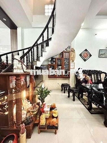 bán căn nhà HxH sát Landmart ngay chợ 4PN