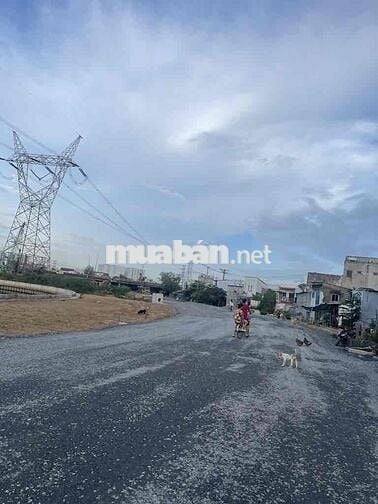 Chính chủ bán lô đất mặt tiền 5.8mx16m ngay vojgf xoay An Lạc chỉ 5ty3