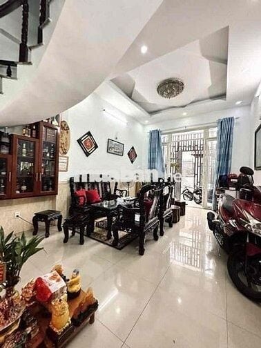 bán căn nhà HxH sát Landmart ngay chợ 4PN