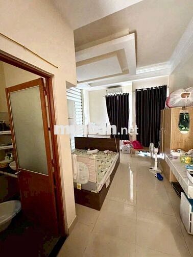 Cho thuê nguyên căn rộng rãi, 3pn có WC, sân rộng, Đs 59 P14 Gò vấp