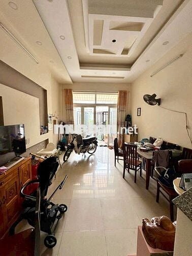 Cho thuê nguyên căn rộng rãi, 3pn có WC, sân rộng, Đs 59 P14 Gò vấp
