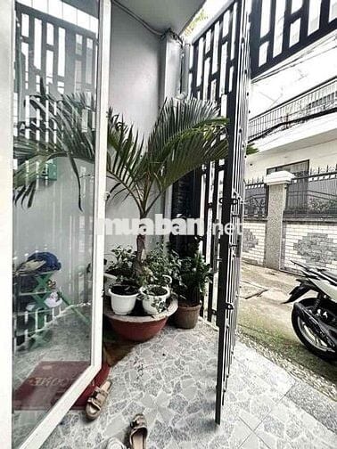 bán căn nhà HxH sát Landmart ngay chợ 4PN