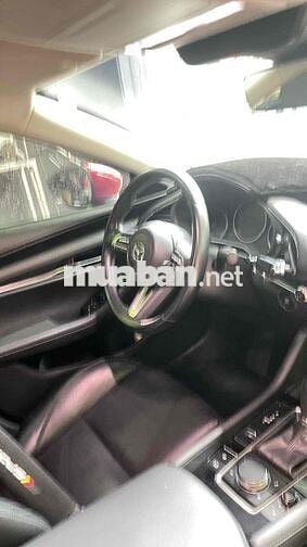 Mazda 3 2021 1.5L Luxury - 66000 km