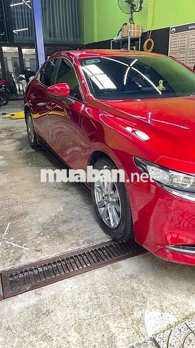 Mazda 3 2021 1.5L Luxury - 66000 km