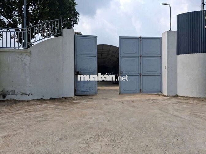 CHO THUÊ KHO 1200M CÓ SẴN NHÀ ĐIỀU HÀNH VÀ BÃI XE NGAY THANH TRÌ