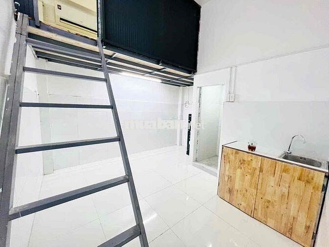[CHDV] DUPLEX 2 KHÔNG GIAN NGỦ, SÁT CẦU NGUYỄN VĂN CỪ | GẦN UEH SGU