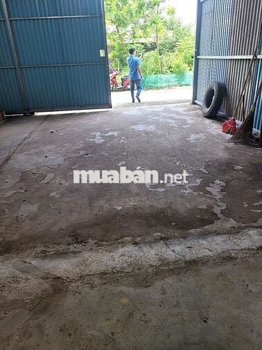 CHO THUÊ KHO 1200M CÓ SẴN NHÀ ĐIỀU HÀNH VÀ BÃI XE NGAY THANH TRÌ