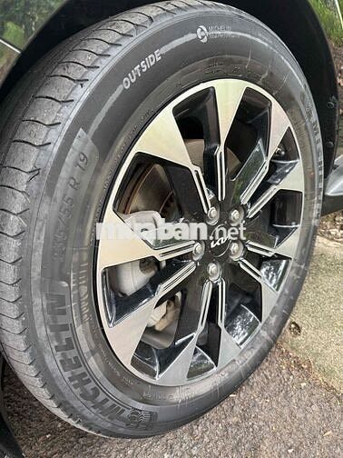 Carnival 2022 2.2D Premium 7 chỗ - 70000 km