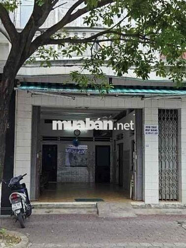 Mặt bằng kinh doanh 32m2 đường Quang Trung, tp Quảng Ngãi