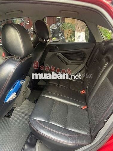 Ford Focus 1.8 AT  - 175 Triệu