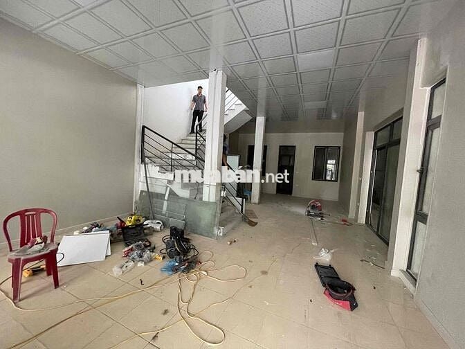 cho thuê biệt thự 168m2 x 3 tầng phố trinh văn bô
