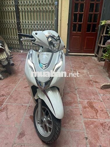 Bán xe Lead 2022 mới đi 1.4 vạn rất đẹp chính chủ