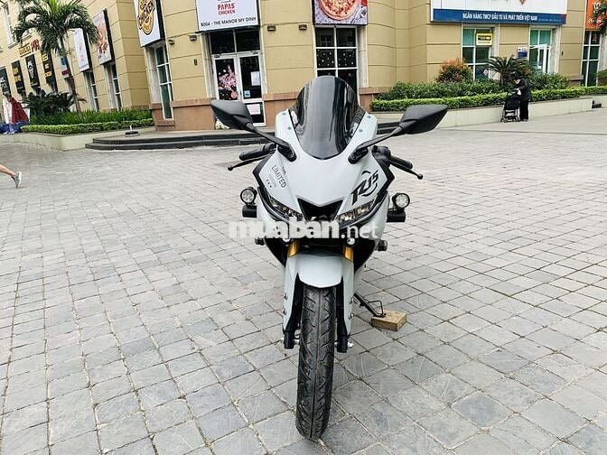 YAMAHA R15 V3 MÀU TRẮNG CHÍNH CHỦ NGUYÊN ZIN.