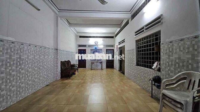 Mặt bằng kinh doanh 32m2 đường Quang Trung, tp Quảng Ngãi