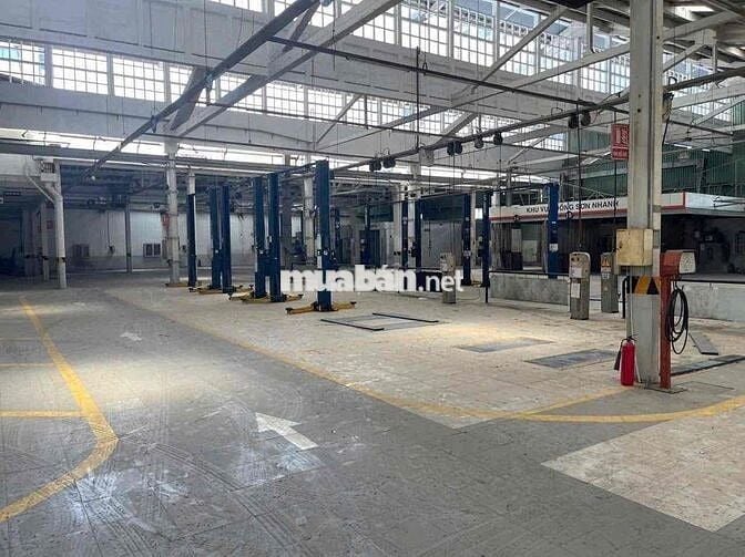 100 Cô Giang, Phường Cô Giang, Q1  Diện tích: 4.200m2 ( 50m x 84m)