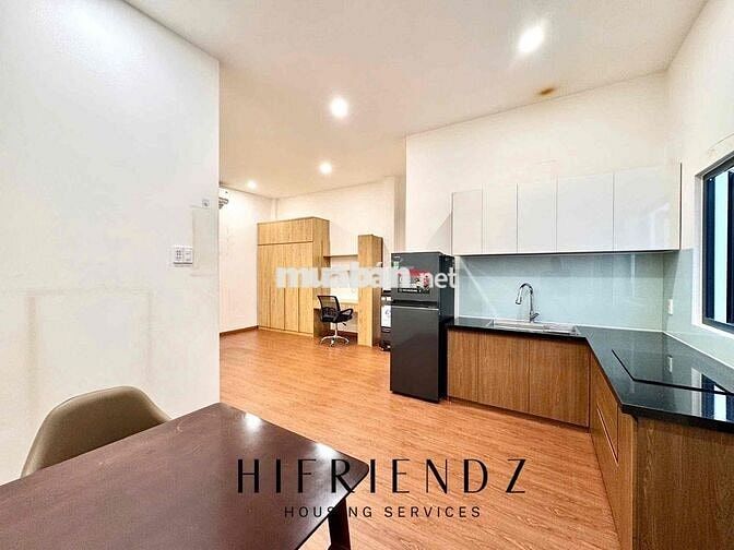 PENTHOUSE TÁCH BẾP FULL NỘI THẤT CAO CẤP SIÊU SẠCH SẼ NGAY KHU TÊN LỬA