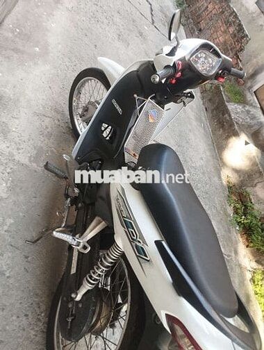 Ware anpha máy Rin , xe siêu đẹp