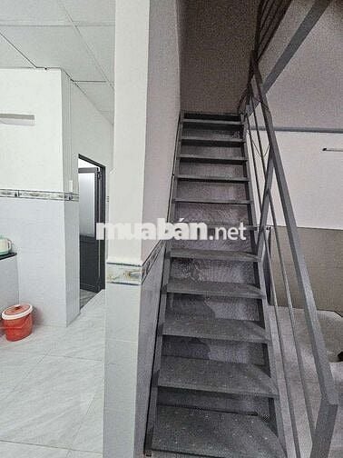 Nhà ở hẻm 61, gần Chùa Ưu Đàm, Phường Hiệp Bình Chánh
