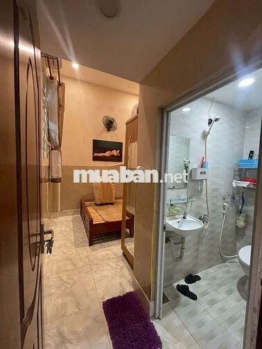 NHÀ DÀI RỘNG 5X18 3PN 4WC Ở 2 GĐ HOẶC NHÓM BẠN GẦN TIỂU HỌC BÌNH CHIỂU
