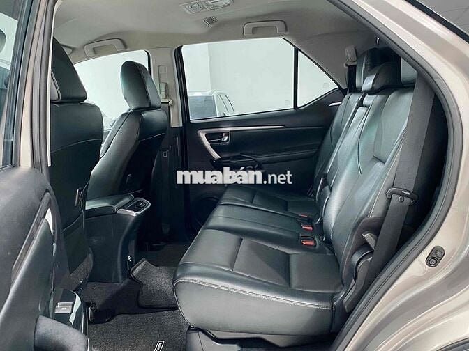 Toyota Fortuner 2022 2.4L 4x2 AT - 39000 km