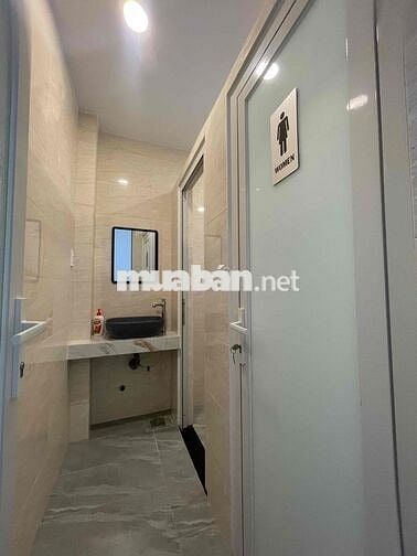 nhà mặt tiền xe hơi cho thuê lầu 2,3