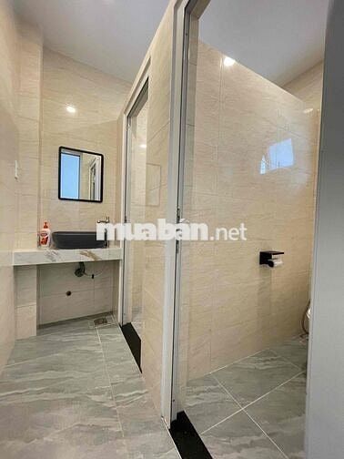 nhà mặt tiền xe hơi cho thuê lầu 2,3