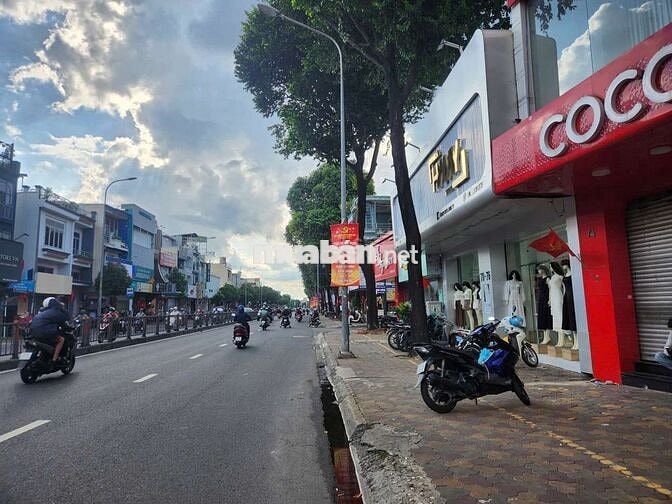 MT QUANG TRUNG, P10, GÒ VẤP. DT 6×20, 3 LẦU, SÀN SUỐT