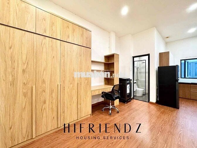PENTHOUSE TÁCH BẾP FULL NỘI THẤT CAO CẤP SIÊU SẠCH SẼ NGAY KHU TÊN LỬA