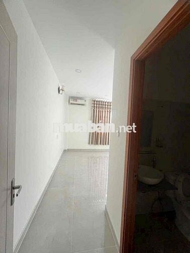 HXH 5pn6wc kèm 5 máy lạnh hẻm Nguyễn Tư Giản P12