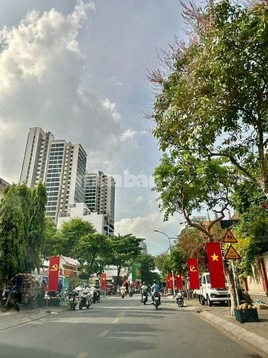 Bán biệt thự 39.7 tỷ - mặt tiền đường số 59 - Phường Thảo Điền Quận 2