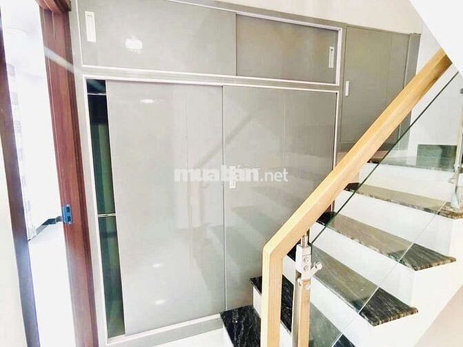 NHÀ MỚI NỞ HẬU L – SÁT MẶT TIỀN HOÀI THANH Q8 – 5PN – CHỈ NHỈNH 4 TỶ