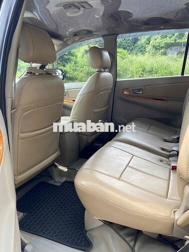 Toyota Innova 2008 G - 86000 km