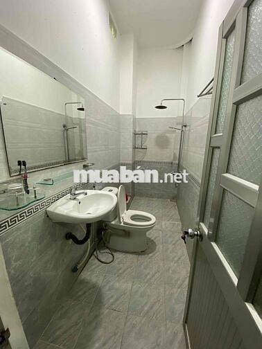 Nhà 71,7m2 1 trệt 2 lầu có sân để xe Nguyễn Văn Công,P3, Gò Vấp