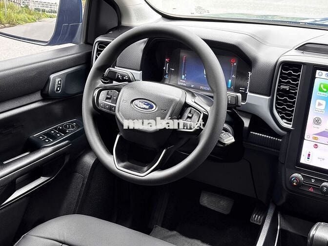 Ford Ranger 2023 XLS 2.0 4x2 AT - Xe Lướt giá Tốt