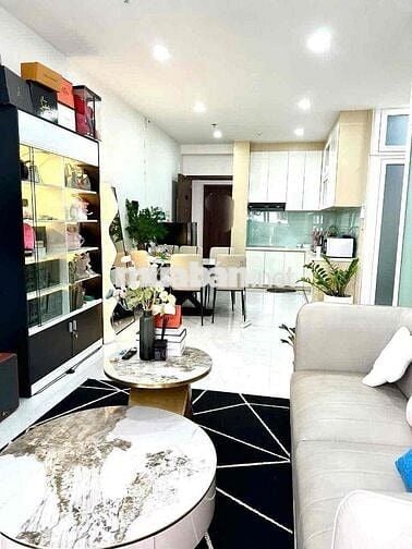 Cho thuê 2PN giá tốt tại CC Sunrise Riverisde, cách RMIT 5 phút đi xe