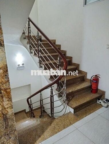 chung cư mini ngõ 173 hoàng hoa thám .ngọc hà.ba đình .hà nôi.DT: 40m2