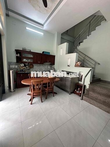 Nhà 71,7m2 1 trệt 2 lầu có sân để xe Nguyễn Văn Công,P3, Gò Vấp