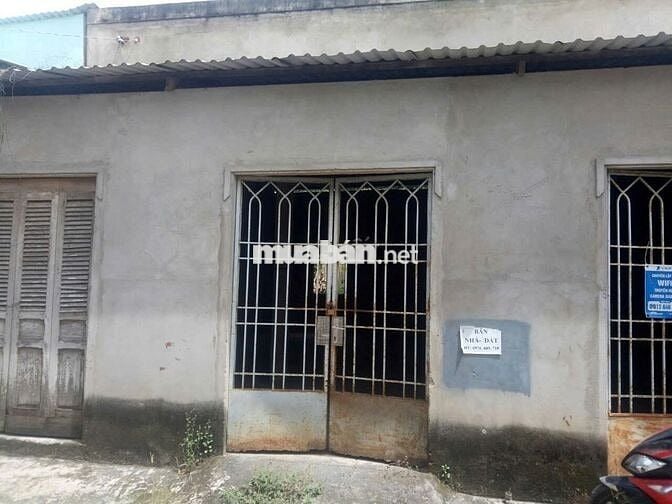 ĐẤT SỔ HỒNG 84,5M2 HẺM LỘ XÃ TÂN LỢI THẠNH  10.133752, 106.451308